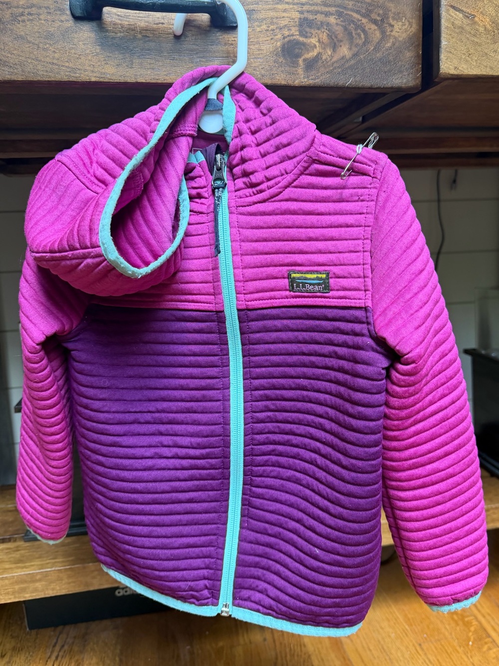 L.L.Bean Girls' Sz 4T Airlight Full-Zip Quilted Color Block Hoodie in Sugar Plum